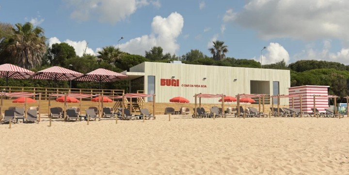 Drinks at the beach